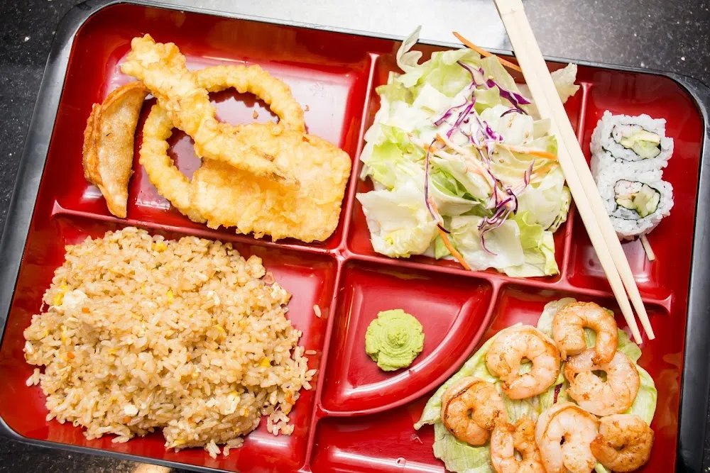 Grilled Shrimp Bento Lunch